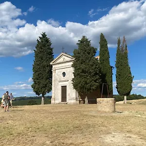 Villa Donatelli - Spacious Panoramic Villa, Perfect For Visiting Tuscany 